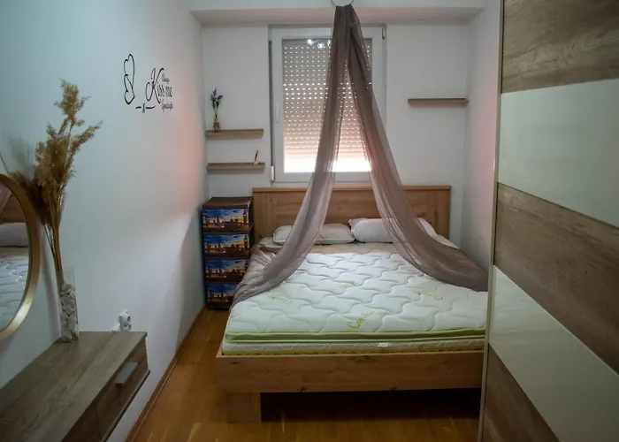 B&M Apartment